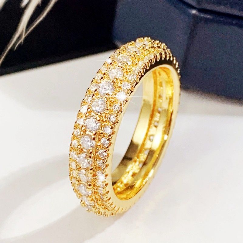 Women's Jewelry Ring, Exaggerated Luxury, Unisex Ring, Copper Plated Platinum Inlaid Zircon Jewelry_voghion.com