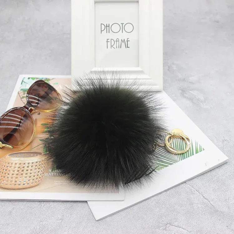 15cm Fluffy Real Raccoon Ball Pom Poms Fur Pompom High Quality Keychain Key Chain Metal Ring Pendant For Women F281_voghion.com