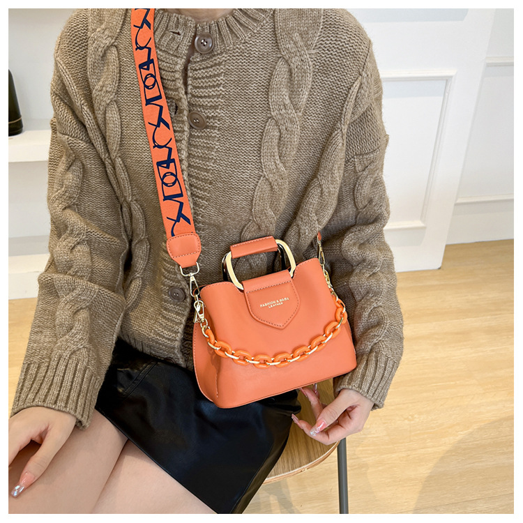 Borsa design femminile catena di nicchia 2023 nuova borsa a tracolla borsa messenger borsa a secchiello per tutti i fiammiferi di fascia alta_voghion.com