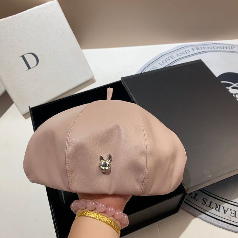 Autumn and Winter New Leather Beret Korean Edition Sweet Cool Rabbit PU Painter's Fashionable Age reducing Versatile_voghion.com