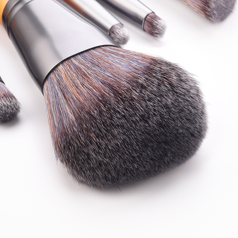 7 Stück Make-up-Pinsel aus Massivholz, Make-up-Werkzeuge, Augenset, Lidschattenpinsel, 7 Holzbüschel mit bunten Haaren GUJHUI_voghion.com