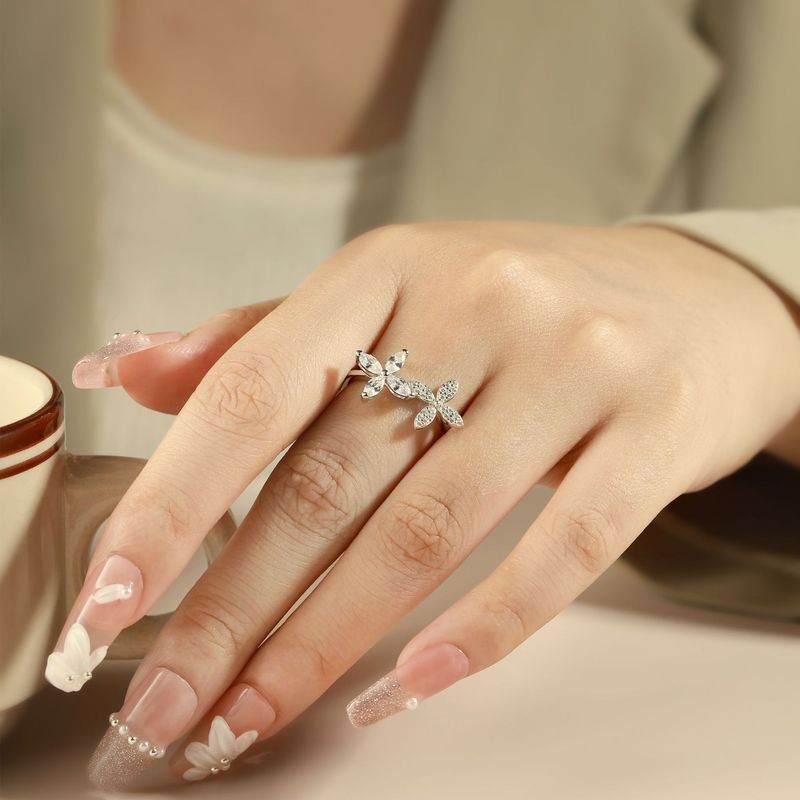 Anello aperto Gardenia - Anello floreale in argento sterling 925_voghion.com