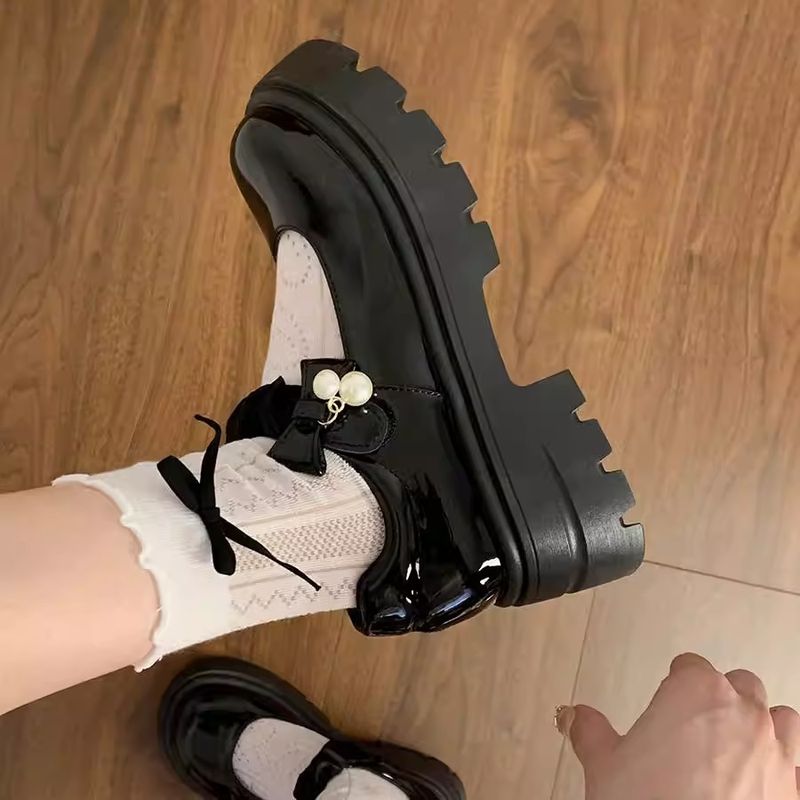 Französische Mary Jane Einpedal-Damenschuhe Temperamentschuhe Erhöhte Jk-Schuhe Runder Kopf mit Mary Jane Kleine Lederschuhe_voghion.com