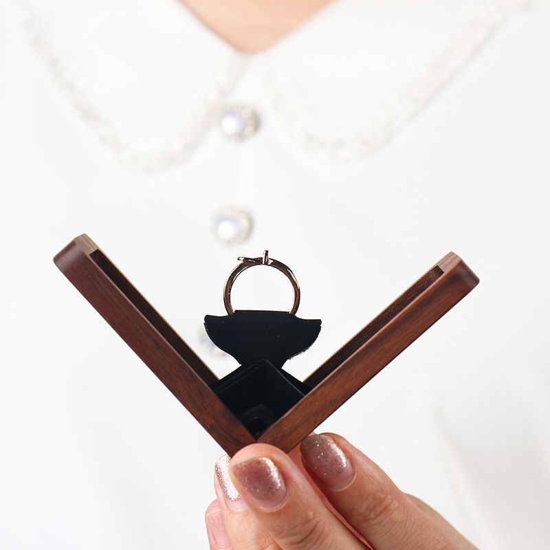 Scatola portaoggetti nera per orecchini, espositore per gioielli in legno massello di noce, regalo_voghion.com