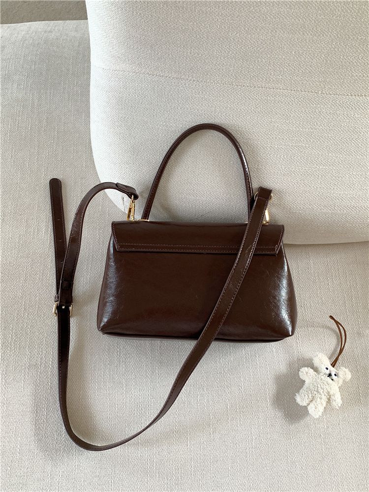 Borsa a tracolla con patta a forma di nicchia, moda di alta gamma, stile minimalista e compatto_voghion.com