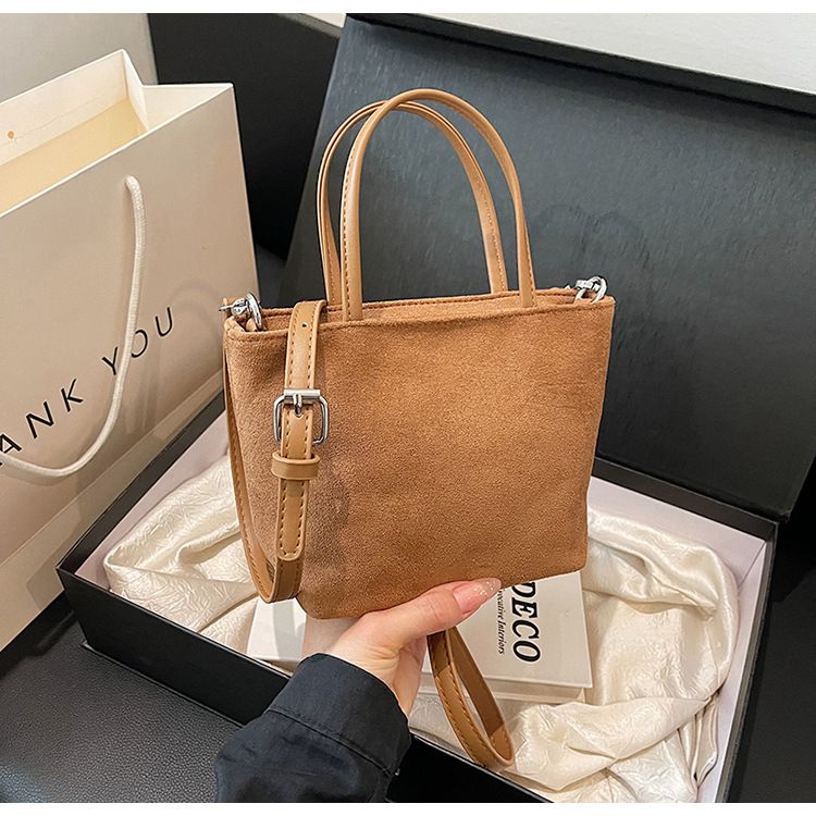 Advanced niche autumn/winter 2024 new trend leopard print crossbody for women, hand-held work bucket bag_voghion.com