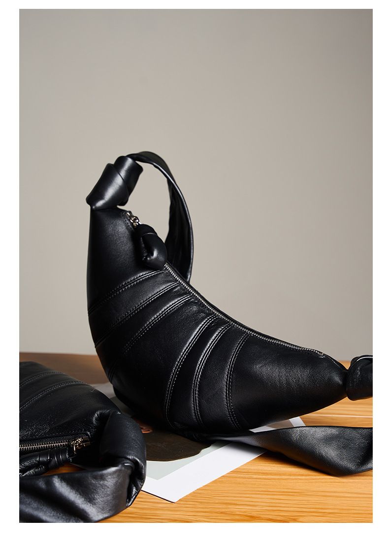 Minimalistischer Oberschicht-Lammfell-Diagonalkreuz-Kuhhorn-Dutt aus echtem Leder mit Lazy Feeling für Damen_voghion.com