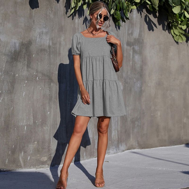 2023 Abito da donna in tinta unita nuovo stile semplice da donna Abito da temperamento con scollo quadrato lavorato a maglia da donna_voghion.com