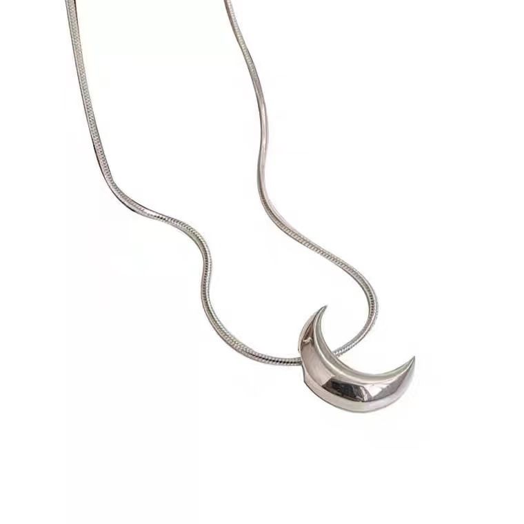 Brillant dans le ciel, beauté exquise, lune simple et polyvalente pour les femmes, style froid et élégant, texture de haute qualité,_voghion.com