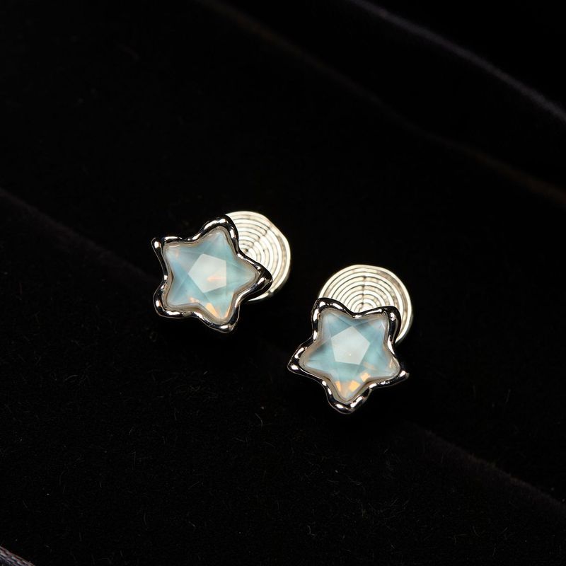 【Stelle】Stelle scintillanti, piccoli orecchini semplici e colorati, design di nicchia, squisiti fermagli per le orecchie, piastra antizanzare, non forati_voghion.com