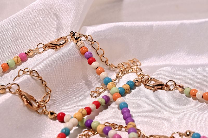 Collana girocollo con iniziali in conchiglia naturale pronta all'uso, perline colorate alla moda, 26 lettere, per donne, gioielli bohémien, accessori boho_voghion.com