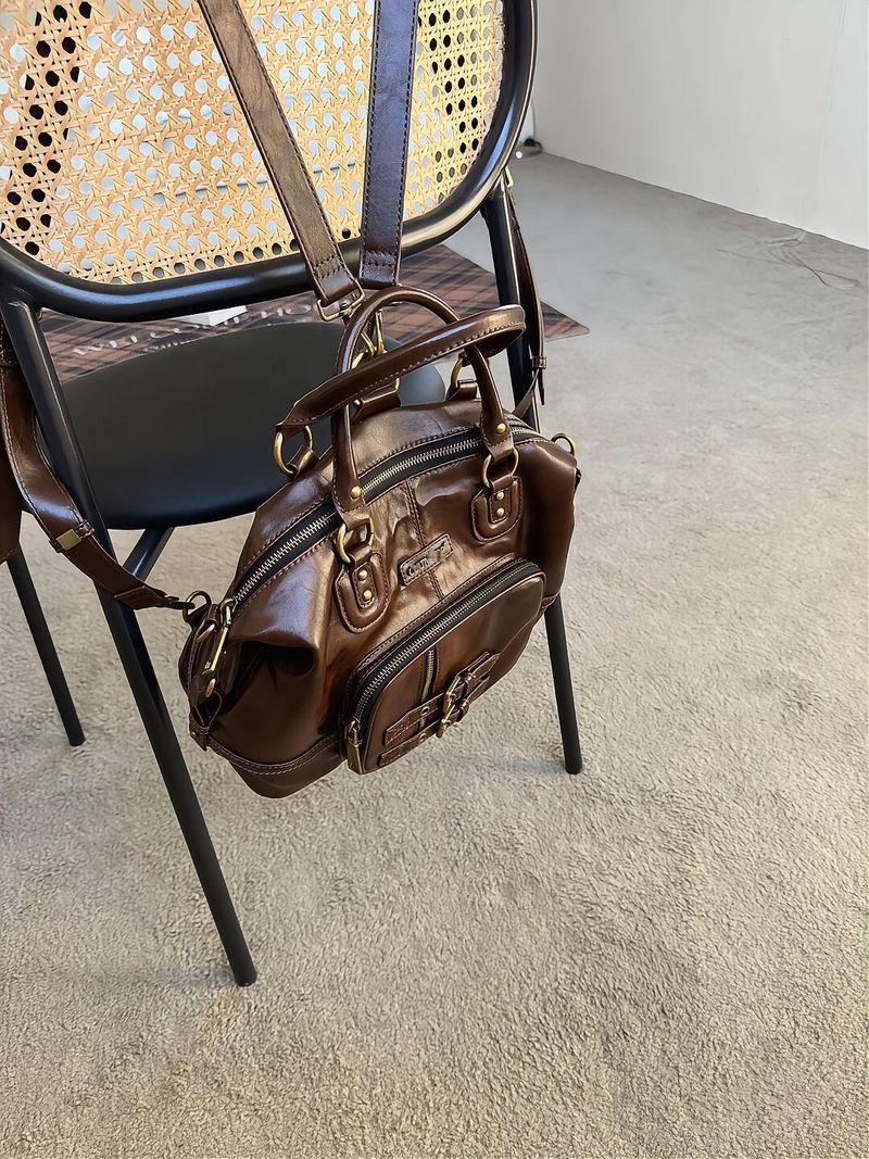 Oil Leather Heavy Duty Biker Style Handbag 2025 Spring Summer New Three Way Tote Crossbody Backpack Backpack Fashion Versatile Casual Daily_voghion.com