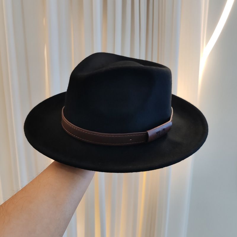 Cappello Fedora in lana da donna: classico stile jazz a tesa larga con design di ispirazione britannica, accessorio di moda versatile per tutte le stagioni e le uscite in città._voghion.com