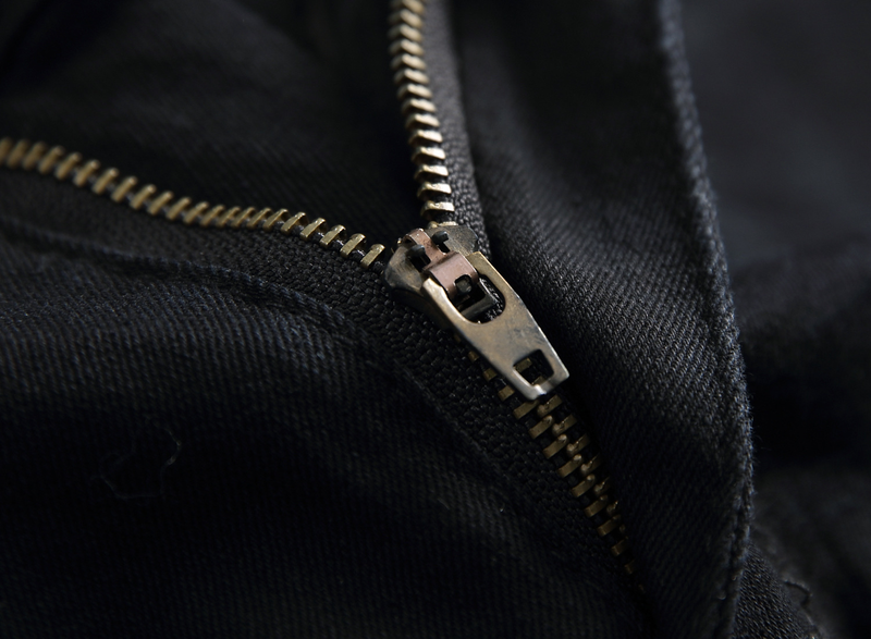 Jeans strappati in stile europeo e americano Jeans elasticizzati alla moda maschile Pantaloni con fori grandi_voghion.com