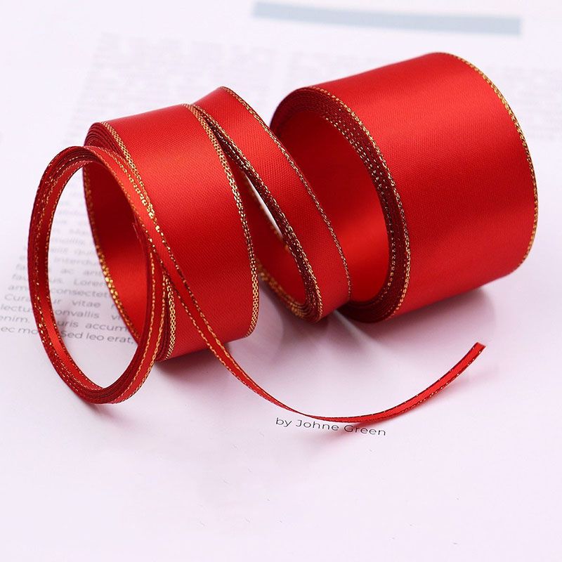 Set de 4 role/pachet de panglici roșii din satin cu margini aurii pentru ambalaj cutii cadou, decorarea părului, fluture DIY_voghion.com