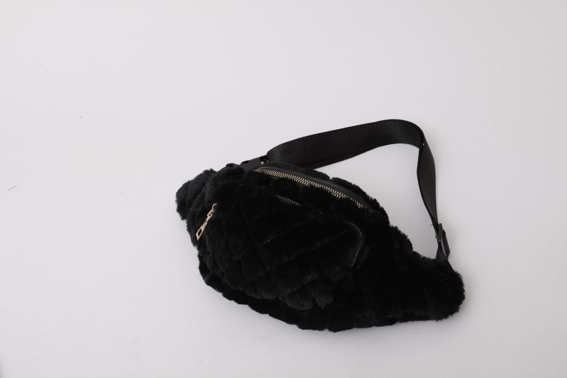Velvet Crossbody Waist Bag For Women – Stylish & Soft Fluffy Chest Pack With Zipper Pocket, Lightweight & Versatile For Travel (Multiple Colors)_voghion.com