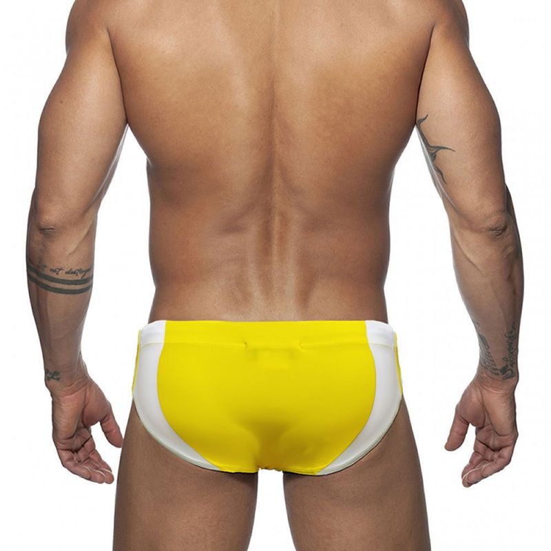 UXH Herren-Badehose im schlichten Farbblock-Stil, modisch, sexy, zum Schwimmen, Bräunen, körperformend, dreieckiger Slip für Männer_voghion.com