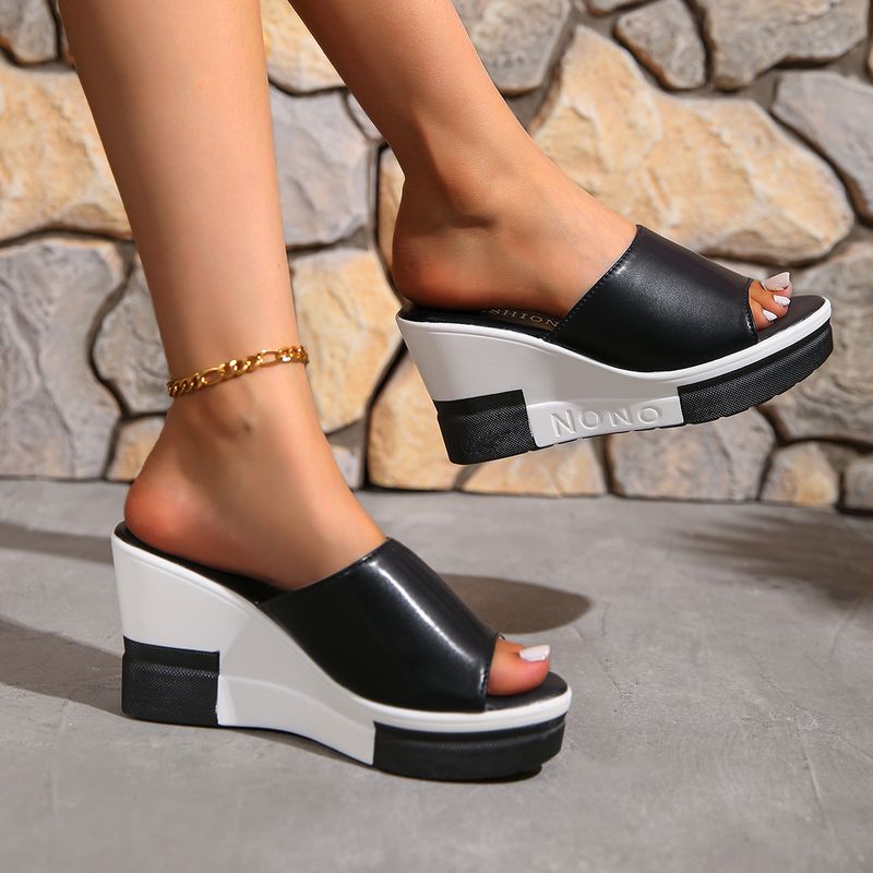 Nouvelles tongs confortables à talons hauts et semelles compensées de couleur unie_voghion.com