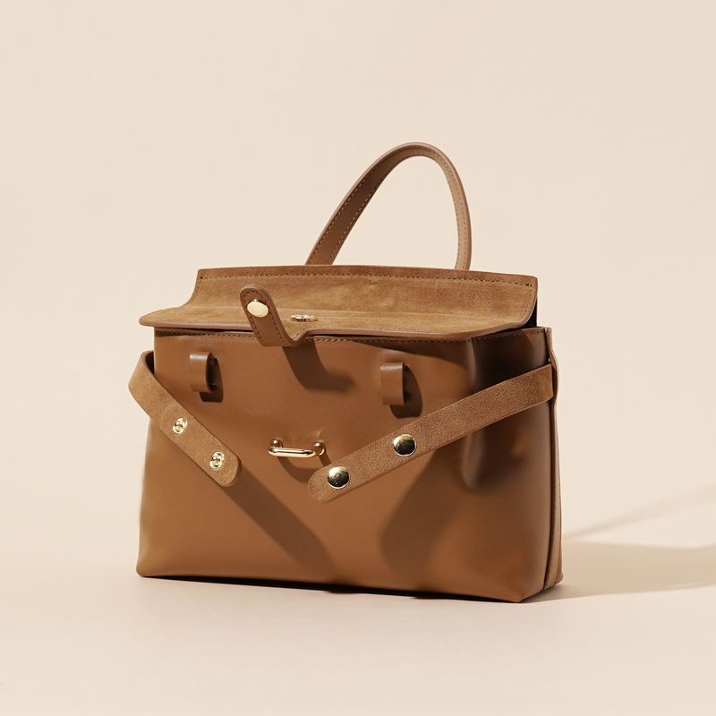 winter New 2025 Head Layer Cowhide Leather Women's Hand Back Suede Simple Texture Commuter Carry Bag_voghion.com