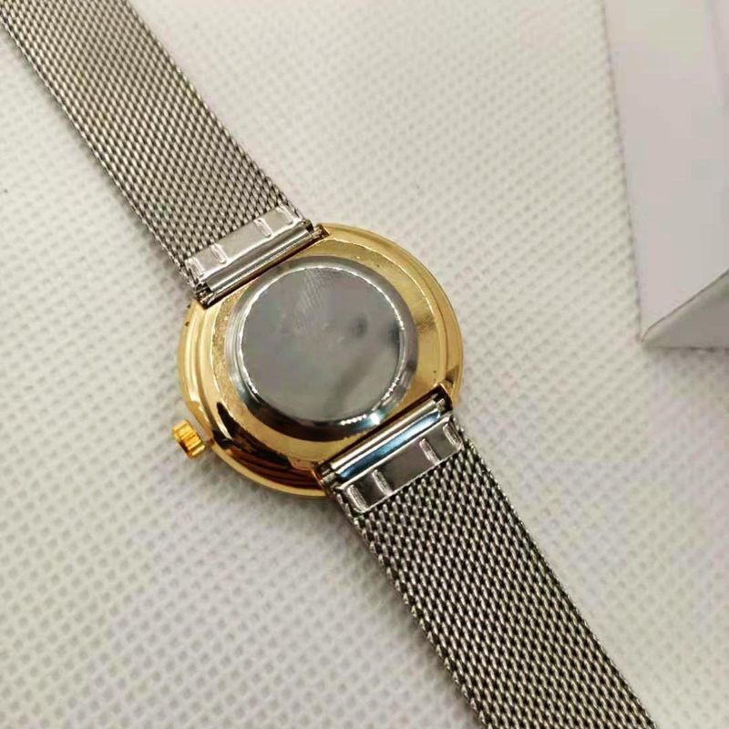 Orologio da donna al quarzo piccolo verde con cinturino in maglia di acciaio inossidabile, impermeabile, alla moda, con diamanti a 5 colori_voghion.com