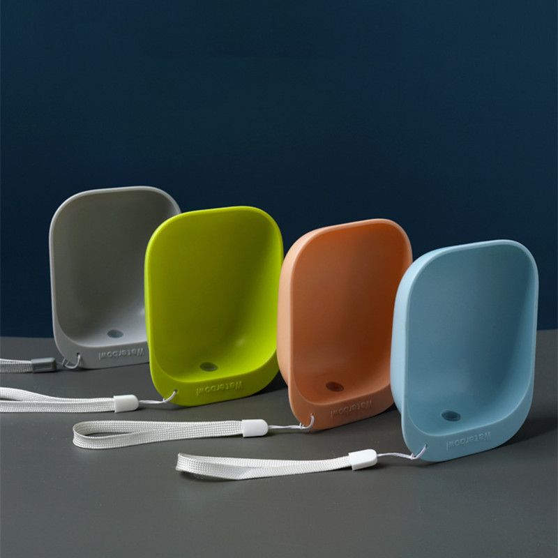 Plastic Water Bottle With Two Bowls For Dogs_voghion.com