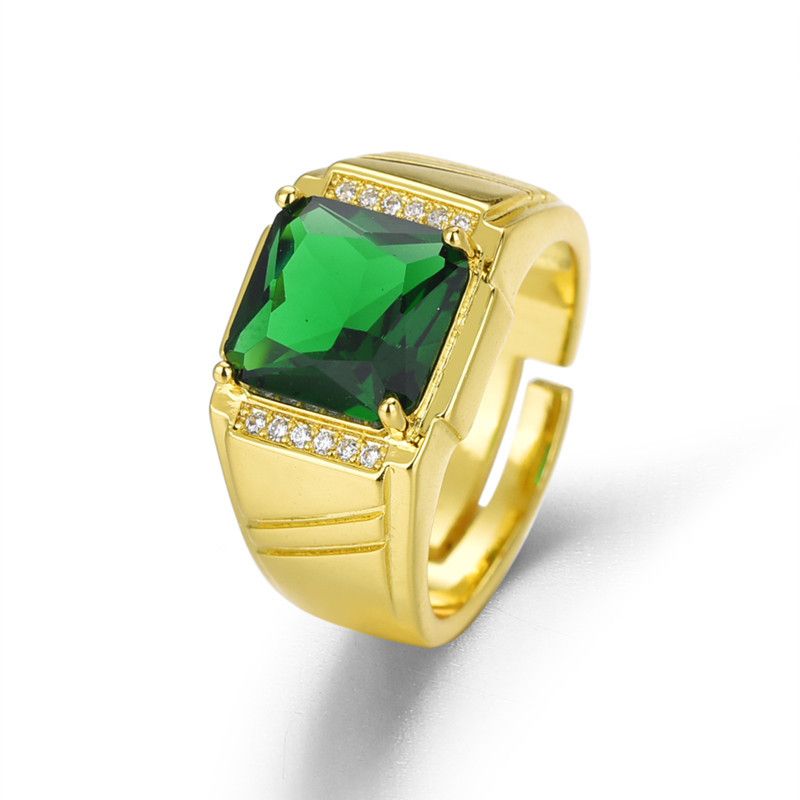 Modischer Herrenring mit vier Krallen und Smaragd und quadratischem Diamanten_voghion.com