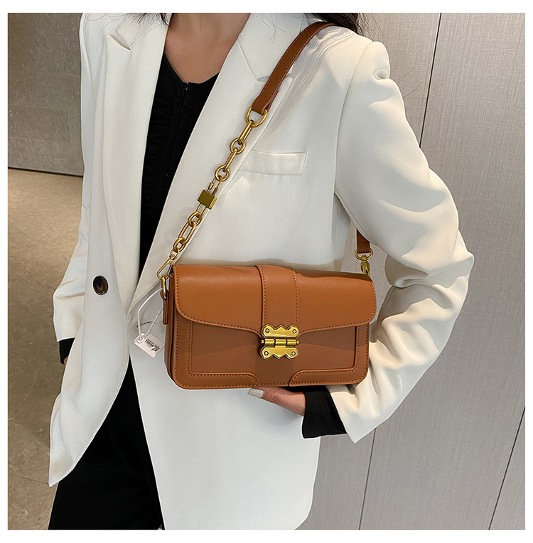 Borsa da donna di Nanfeng 2023 Primavera ed estate Nuovo design di nicchia La sensazione di vera pelle è popolare quest'anno consegna di borse quadrate in vera pelle sotto le ascelle_voghion.com