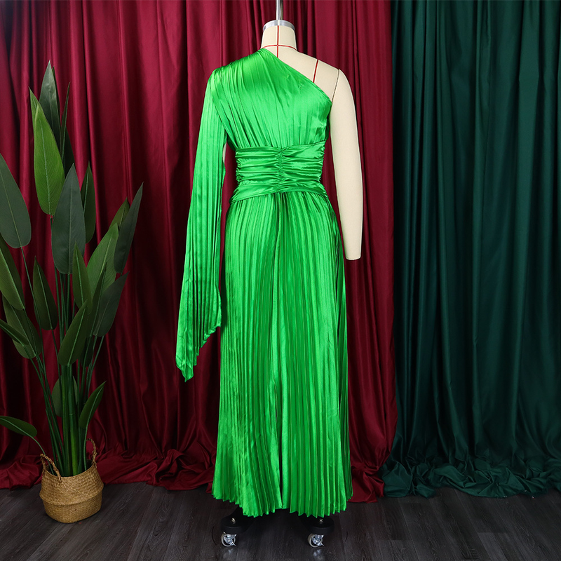women's clothing new one-shoulder pleated long skirt oblique collar waist dress _voghion.com