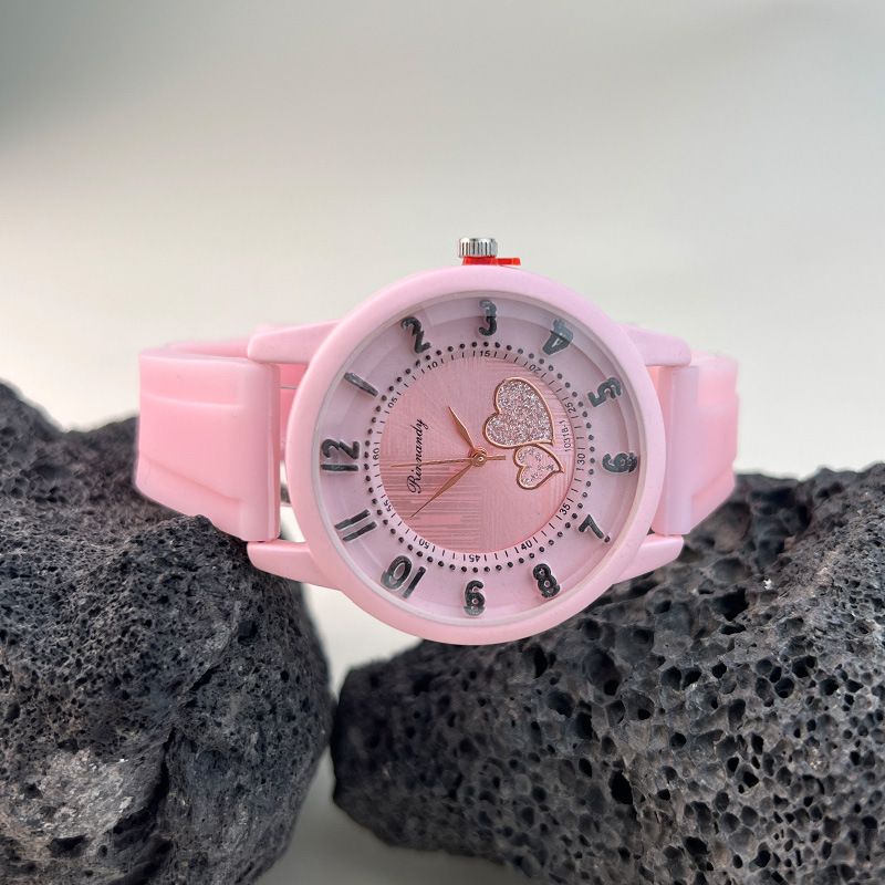 Orologio da donna al quarzo con cinturino in silicone, stile vintage, con scala digitale semplice e cuore, ideale per lavoro quotidiano, compleanno, anniversario, regalo di San Valentino_voghion.com