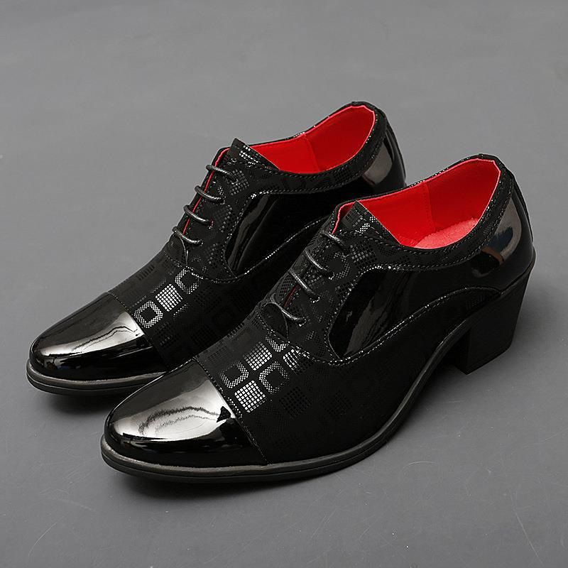 2024 Neue spitze Lederschuhe für Herren, grenzüberschreitende Lederschuhe für Herren, die die Körpergröße erhöhen, Jugendmode, kleine Lederschuhe im britischen Stil, Herrenmode_voghion.com