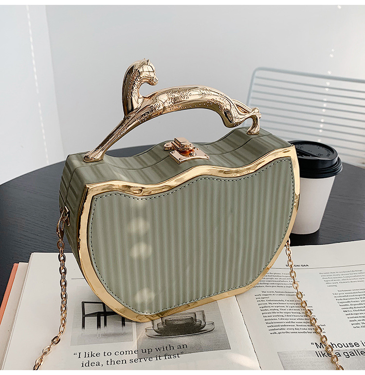 2024 Primavera Nuove Borse Borse da donna Moda Cross-Border Handheld Box Borse Piccole borse quadrate Borsa a tracolla a catena da donna_voghion.com