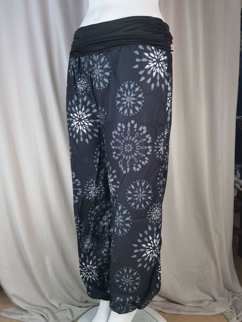 Pantaloni casual harem con stampa digitale lunga da donna_voghion.com