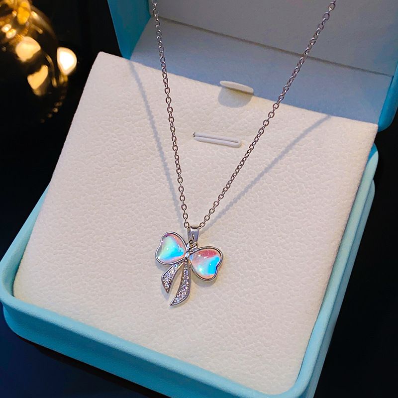 Colorful Changing Bow Necklace For Women, Niche Light Design, Versatile Pearl Collarbone Chain, Internet_voghion.com