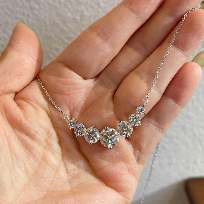Ciondolo in argento sterling con moissanite con volto sorridente, collana con catena a maglioni con clavicola in moissanite da 1 carato, da donna_voghion.com