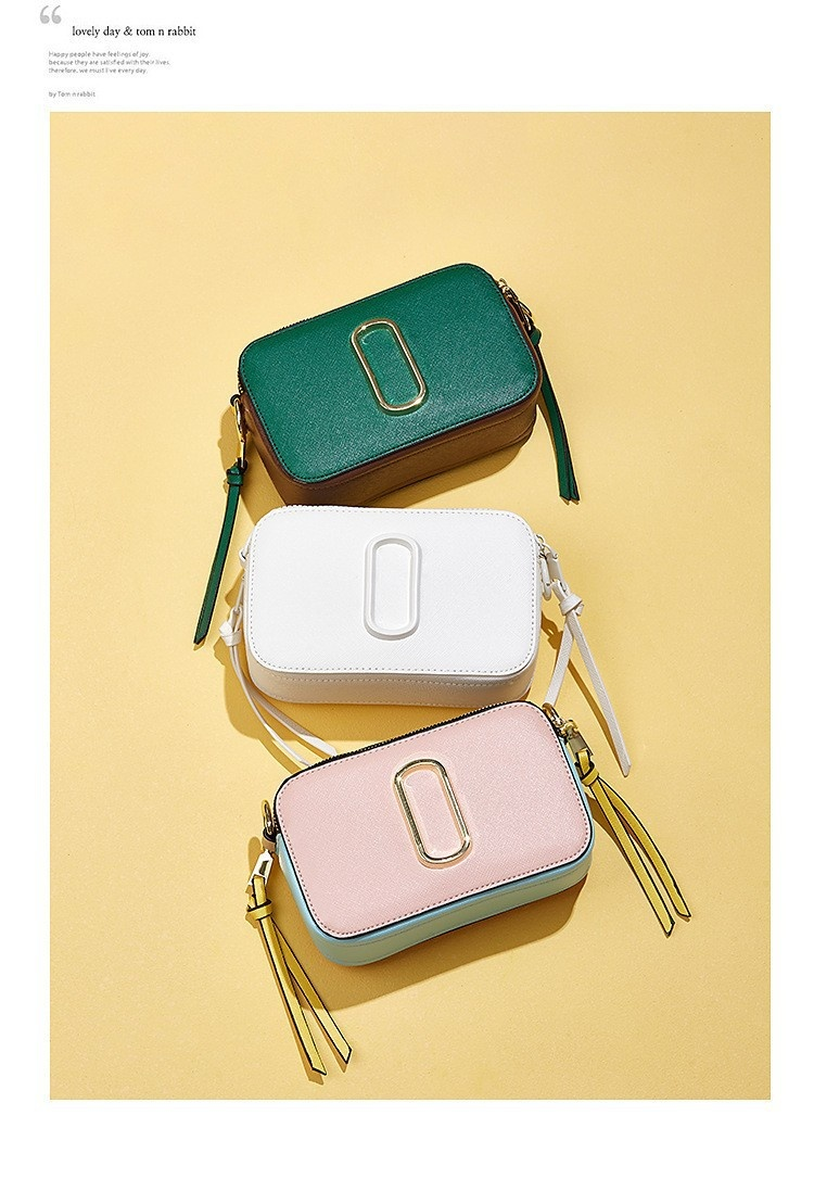 Shoulder Bag 2023 New Niche Design, High-end, Fashionable, Wide Shoulder Strap, Versatile Cross-body Camera Bag_voghion.com