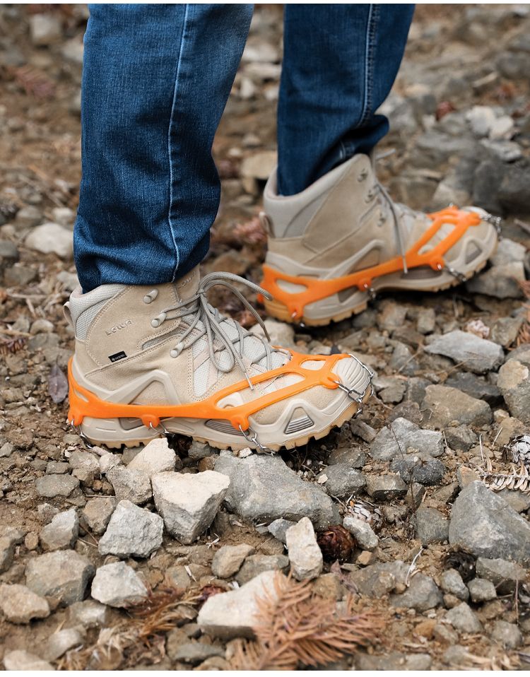 Coperture antiscivolo per neve da esterno Catene per scarpe a otto denti Pinze rinforzate a 8 denti Superficie Immagine Pinza per ghiaccio con_voghion.com