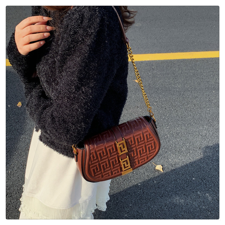 Designer-Klassiker, Vintage, Nischendesign, Vertiefung unter dem Arm, Baguette, Hundert, modische Schulterkette_voghion.com