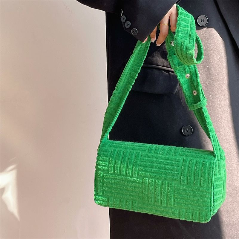 Borsa singola diagonale incrociata in velluto a coste versione coreana Instagram tracolla larga da donna 2024 nuova versatile piccola piazza_voghion.com