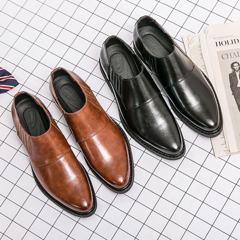 Geeignet für alle Jahreszeiten 2025 Herbst Atmungsaktive Slip-On Spitzschuh Herren Loafer Trendy Britische Lederschuhe_voghion.com