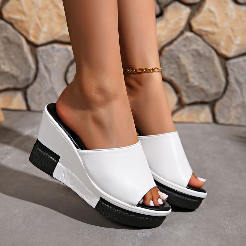 Nouvelles tongs confortables à talons hauts et semelles compensées de couleur unie_voghion.com