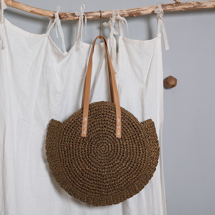 2024 New Fashion Straw Woven Single Shoulder Women's Beach Vacation Large Capacity Tote Bag_voghion.com