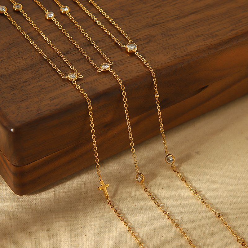 Fußkettchen aus Titanstahl mit eingelegtem Diamant-Zirkon für Mädchen, hochwertige, lichtechte Pure Desire Cosplay-Fuß-Requisiten-Dekoration_voghion.com