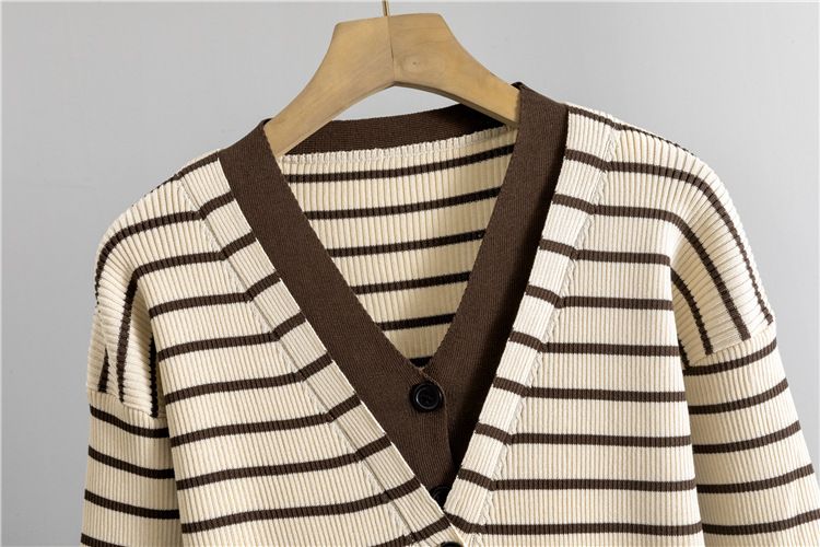 Women's Clothing spring new suits for women, contrasting stripes, double V neck knitted cardigan tops, wide leg pants, two piece suit_voghion.com