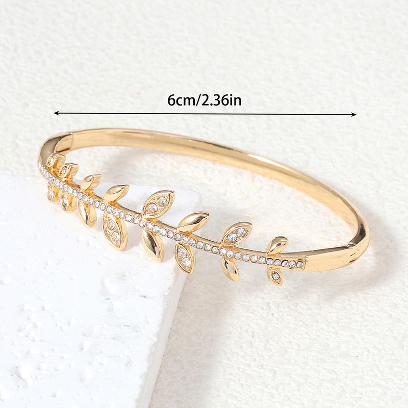 Heißer Verkauf Mode Ins Stil Blatt Armband Nische High-End-Persönlichkeit Licht Luxus frauen Schmuck_voghion.com