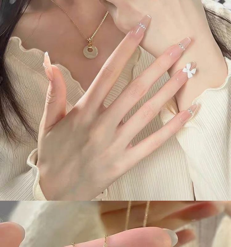 Pendentif circulaire tendance en titane, niche, simple, tendance, polyvalent, collier en acier titane pour femme 3066_voghion.com