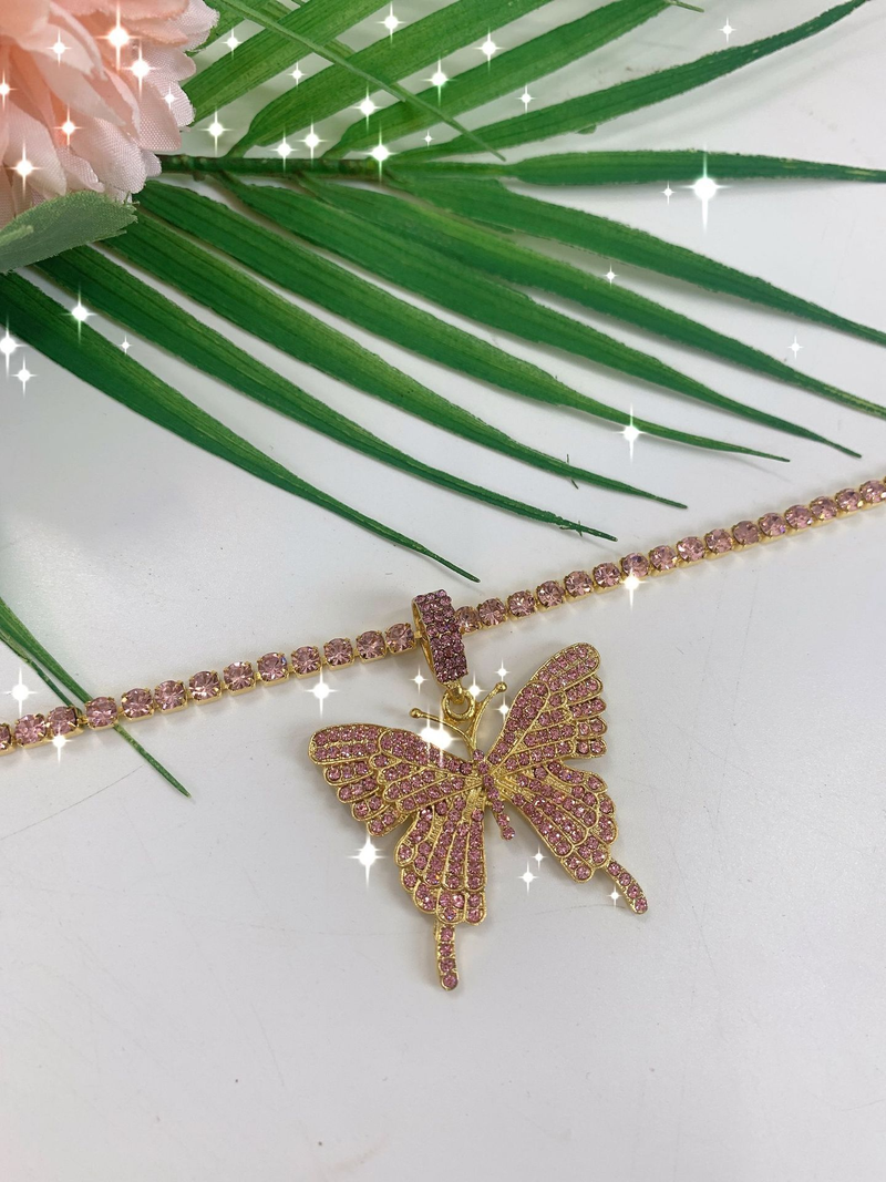 Girocollo con collana di diamanti luminosi con strass di diamanti a fila singola e grande ciondolo a farfalla_voghion.com