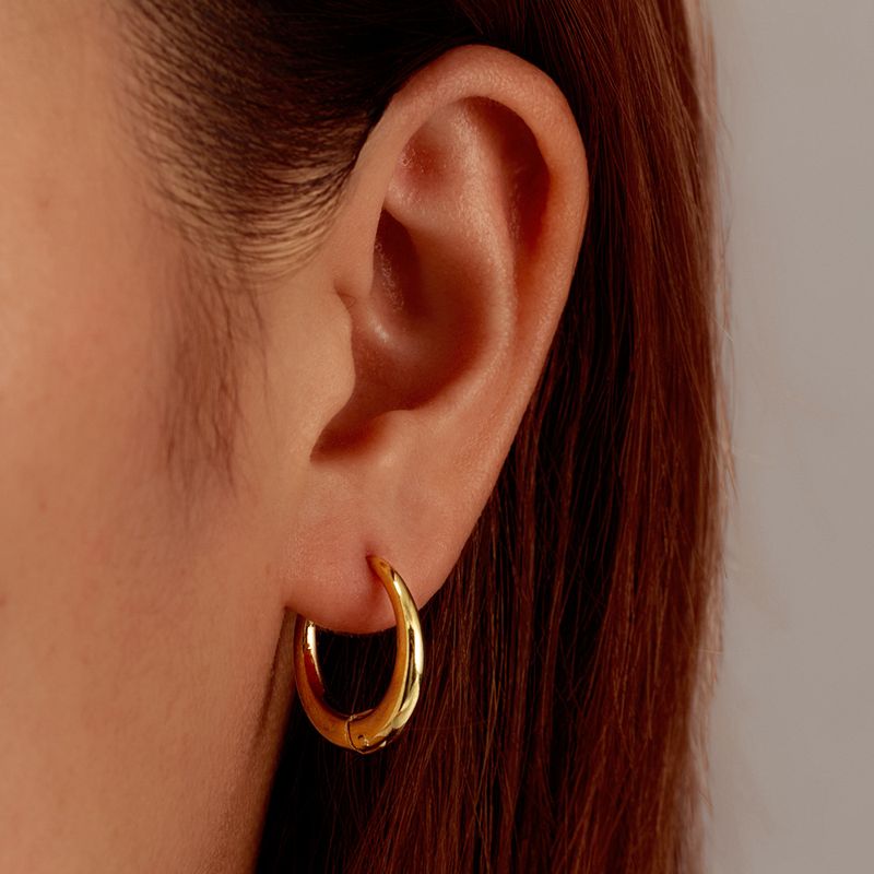 Orecchini rotondi in acciaio inossidabile versatili e semplici placcati, gioielli geometrici alla moda per le donne, fornitura diretta transfrontaliera_voghion.com
