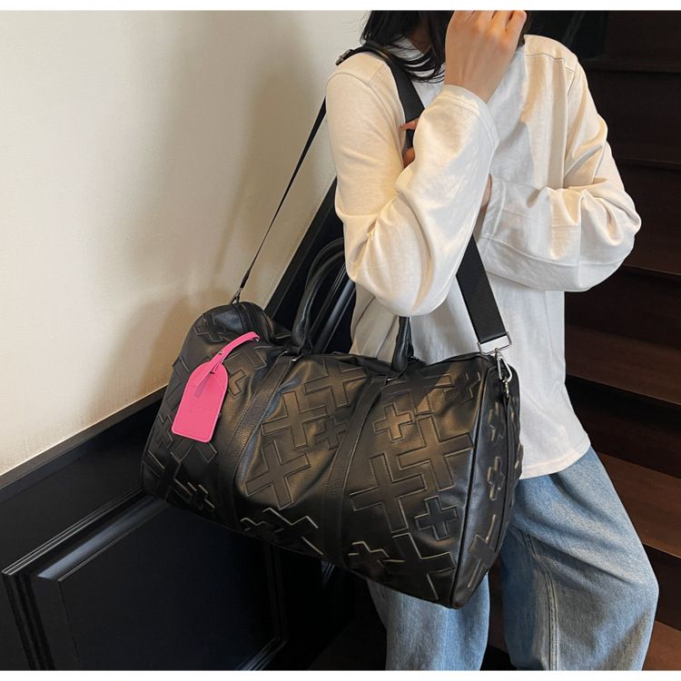 Neue Reisetasche aus PU-Umhängetasche für Damen und Herren – wasserdichte Umhängetasche mit geometrischem Design und Farbblockierung (Pink, Schwarz, Mehrfarbig)_voghion.com