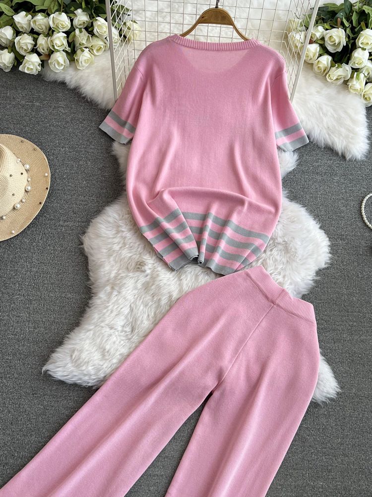 2024 Nuevo traje de moda para mujer primavera estilo coreano cuello en V suelto contraste de color tejido de dos piezas cintura alta pantalones de pierna ancha_voghion.com