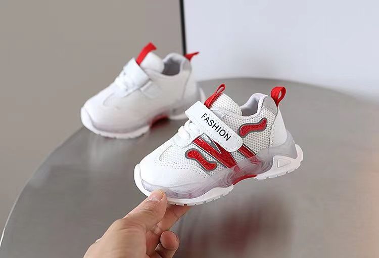 2022. aasta uued poistele mõeldud hingavad võrgust spordijalatsid, kerged keskealistele lastele, libisemisvastased pehme tallaga jooksujalatsid, trendikad_voghion.com